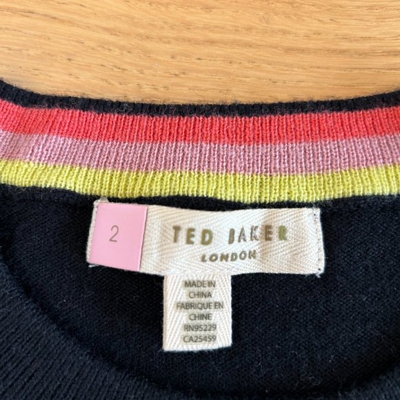 Sweater with Multi-Color design - Picture 4 of 5